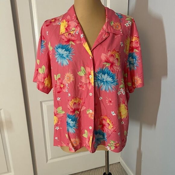 Elizabeth by Liz Claiborne Pink Hawaiian Button Down Short Sleeve Top 18 - Picture 1 of 4